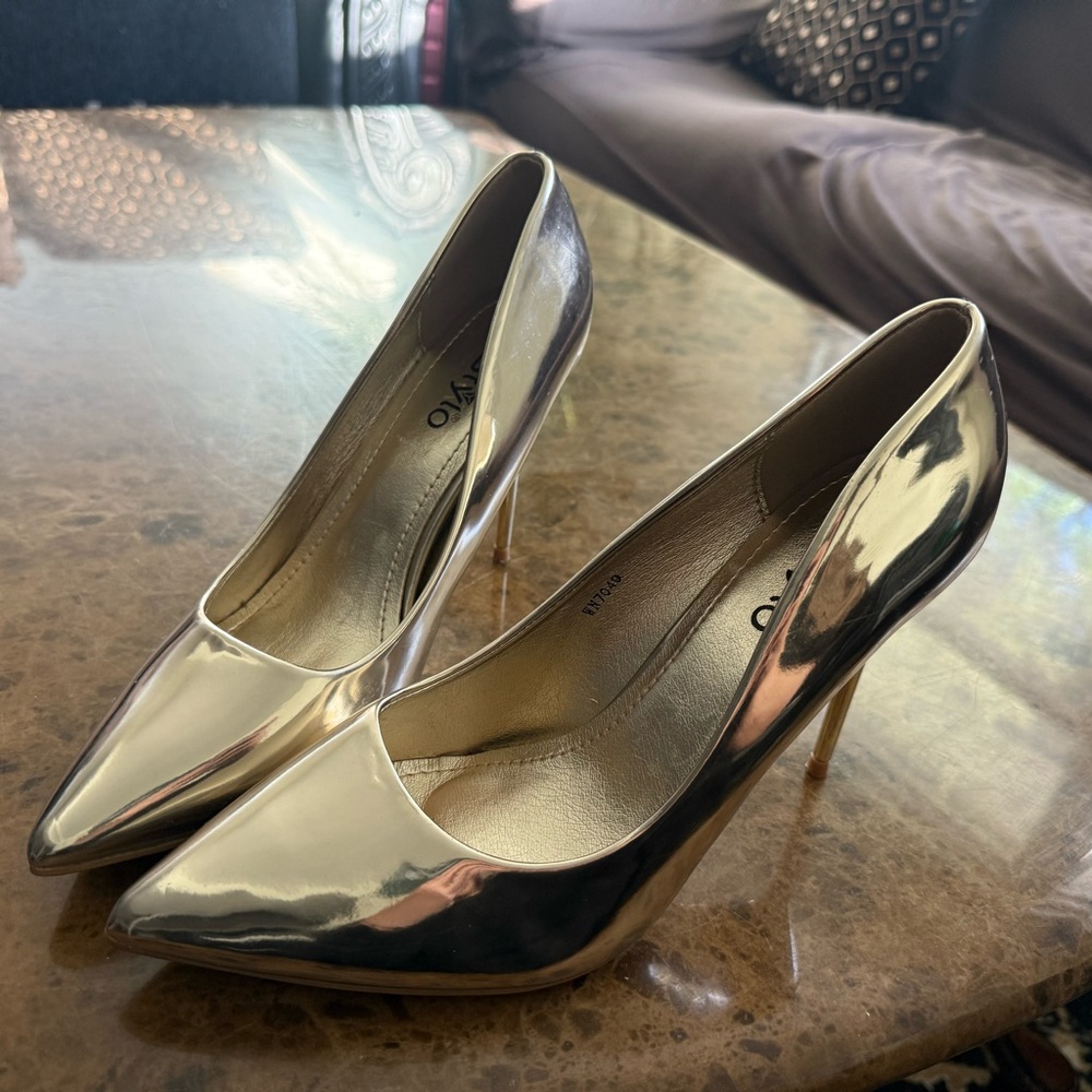Elegant Metallic Heels 
Brand new